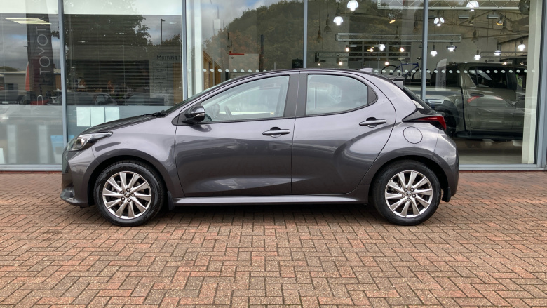 Toyota Yaris 1.5 Hybrid Icon 5dr CVT Hybrid Hatchback